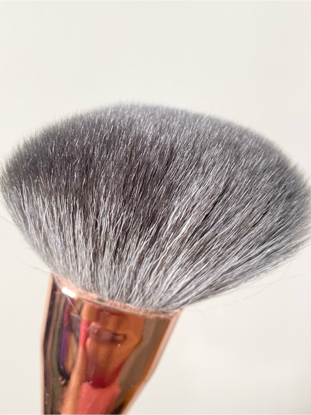Melanie Mills Face and Body Brush - Picture 3 of 7